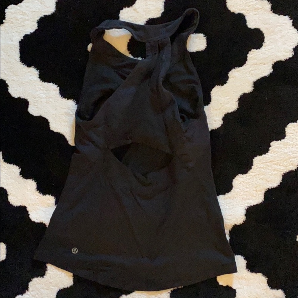 Lululemon workout top - Picture 2 of 2
